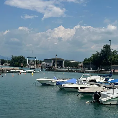 Apartment House Al Porto View Peschiera del Garda
